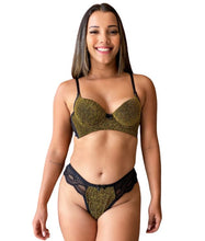 Carregar imagem no visualizador da galeria, CONJUNTO EM LUREX COM DETALHES EM RENDA E BASE EM MANTA - ANGÉLICA